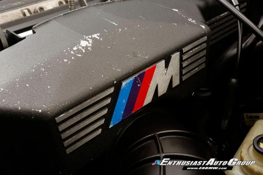 Моторный отсек BMW M5 Touring (Avus Blue) (WBSHJ91070BL01767) (E34) 1994 года  (фото 98 из 100)